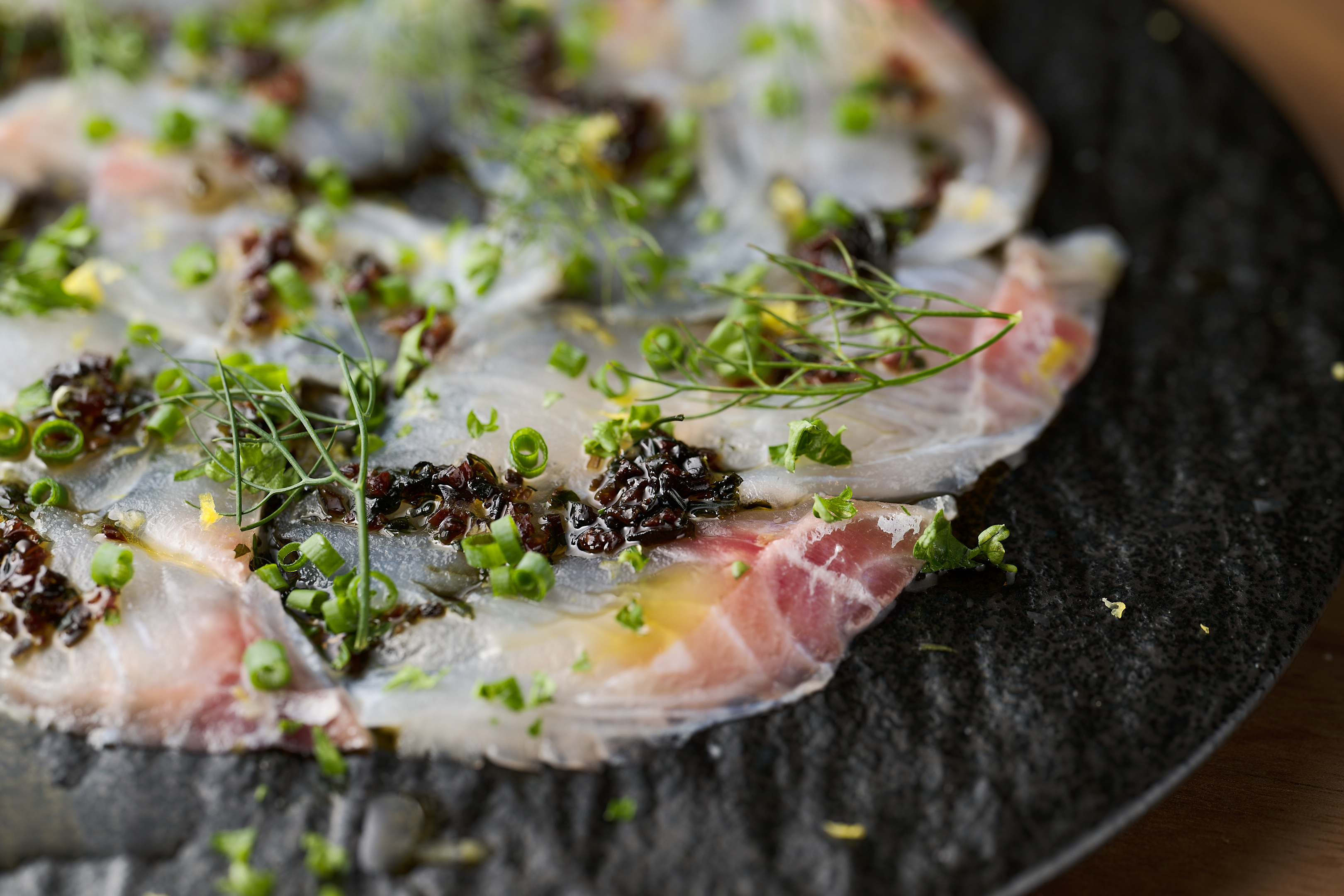 キノコと魚　Naturale 料理の盛り合わせ